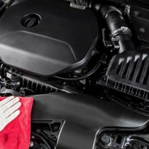 Vệ Sinh Khoang Máy SEDAN/MINI